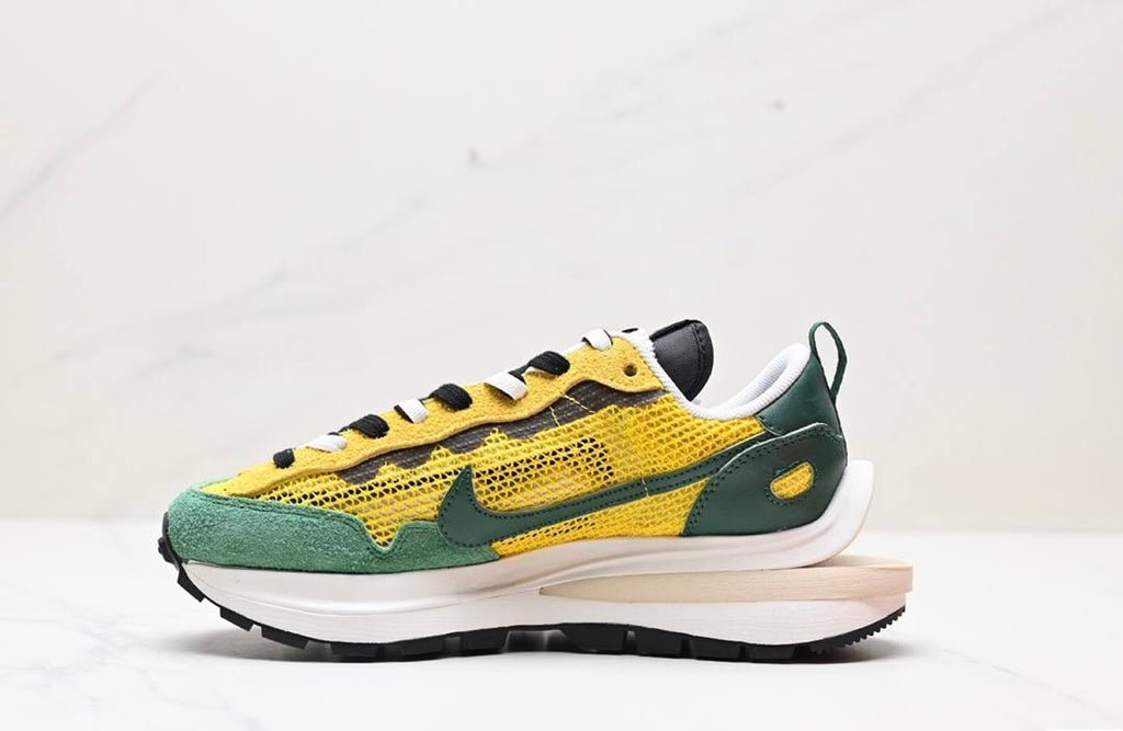 Обувки Sacai VaporWaffle Tour Yellow