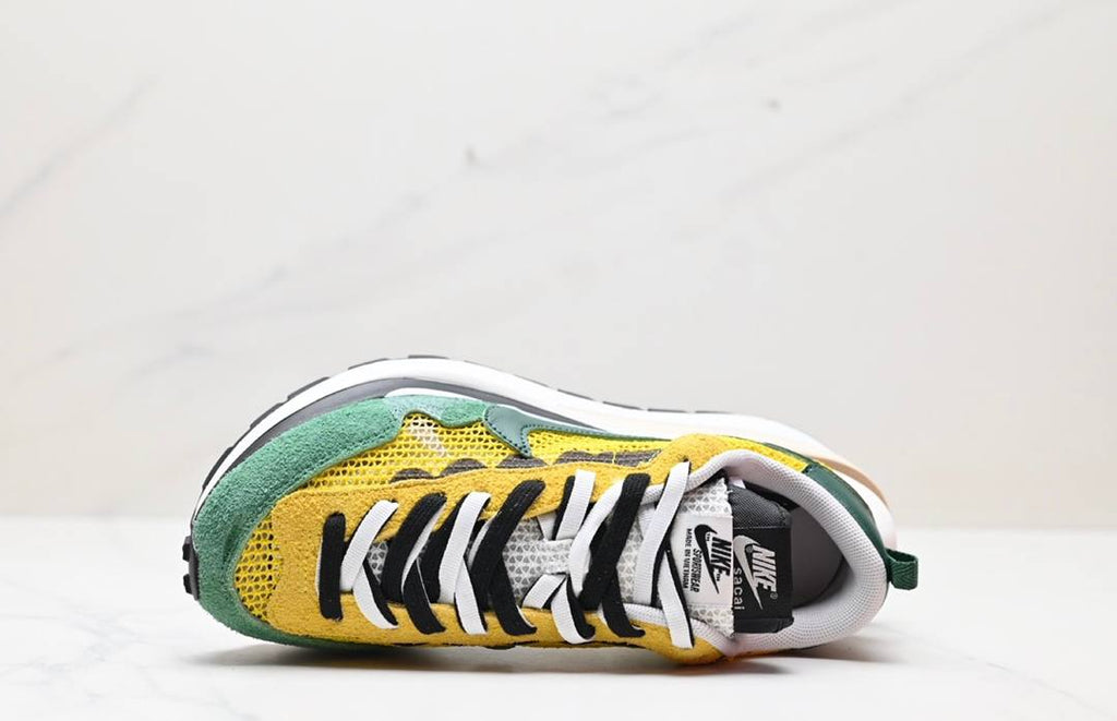 Обувки Sacai VaporWaffle Tour Yellow