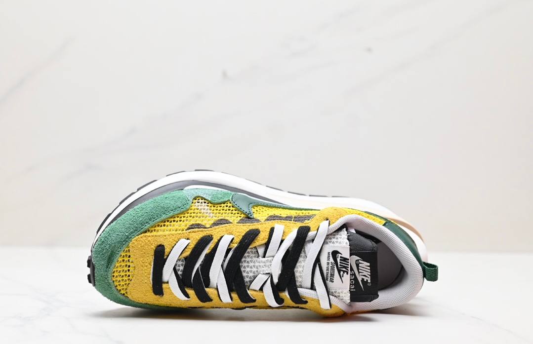 Обувки Sacai VaporWaffle Tour Yellow