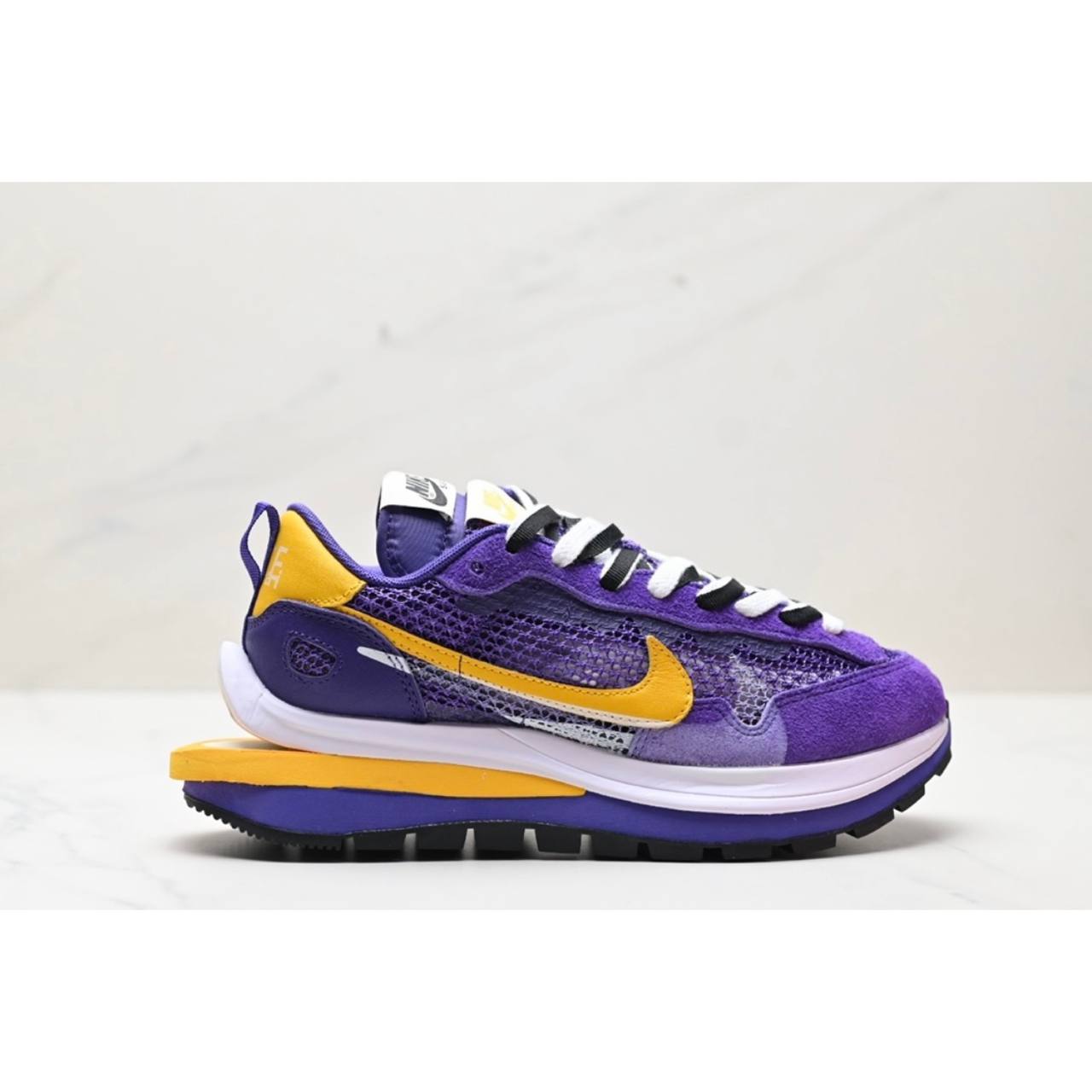 Обувки Sacai VaporWaffle Purple Orange