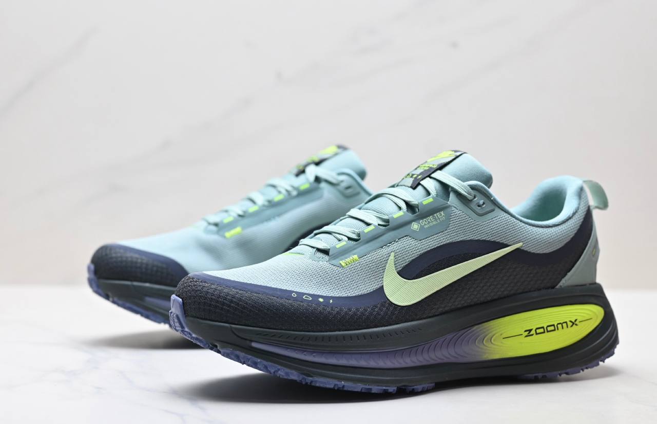 Обувки Vomero 18 GORE-TEX Seaweed Cannon